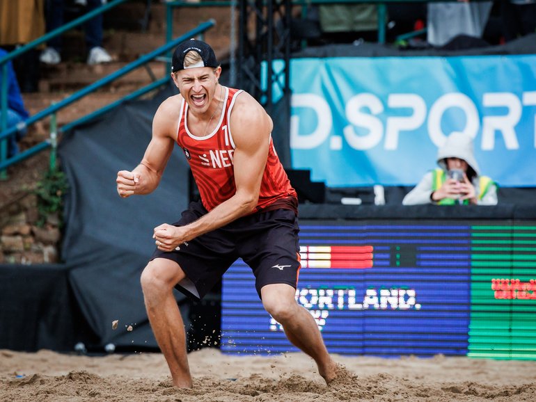Dutch beach volleyball player Steven van de Velde issued a statement after Australian authorities barred his entry to compete in the 2025 world championships.