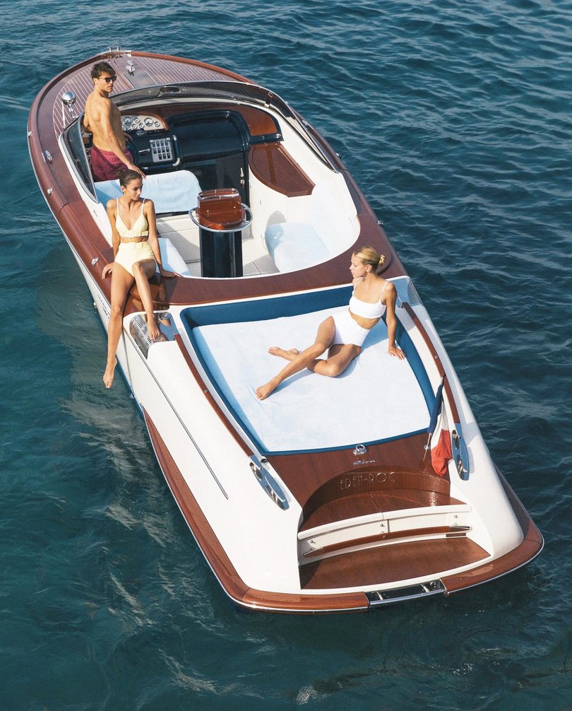 A custom Aquariva speedboat made in collaboration with Hotel du Cap-Eden-Roc.