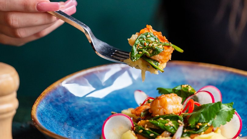 The order you eat the food on your plate is just as important as what’s on it.