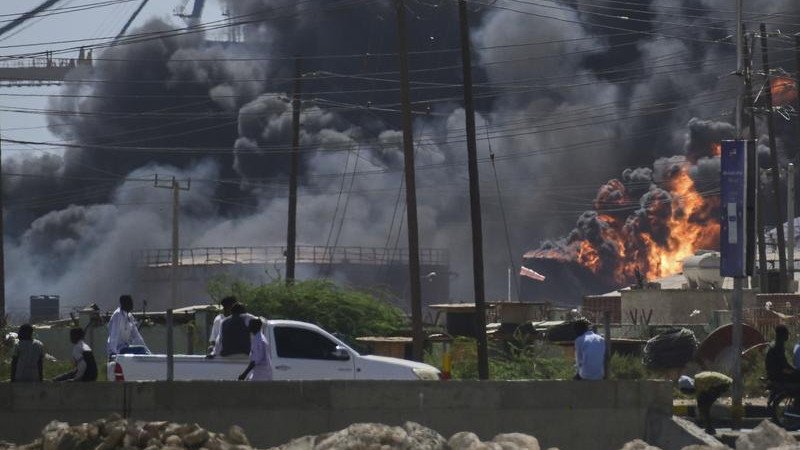 Fighting between the Sudanese army and the Rapid Support Forces has displaced millions of people. (AP PHOTO)