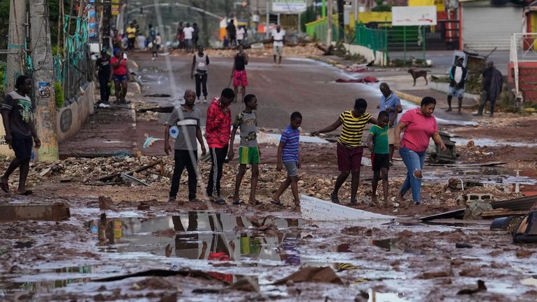 More than half 500,000 people were without power in Jamaica after Hurricane Melissa passed. (AP PHOTO)