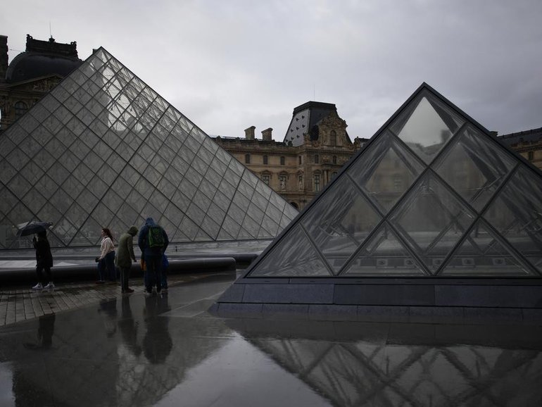 Officials say the jewels stolen from the Louvre museum were not privately insured. (AP PHOTO)