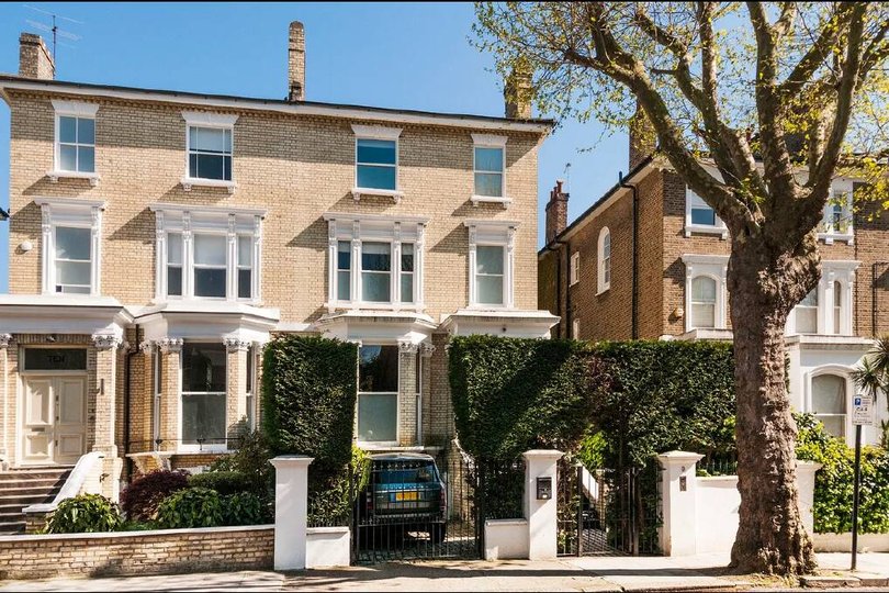 Noel Gallagher's former home in London. Picture Marcus Parfitt Estate Agent