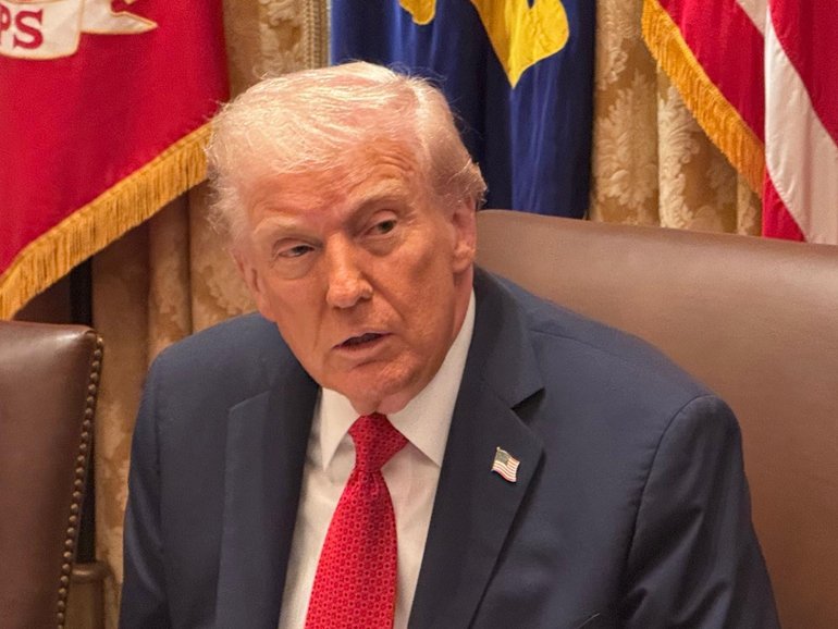 Donald Trump says radical Islamists are responsible for the mass slaughter of Christians in Nigeria. 