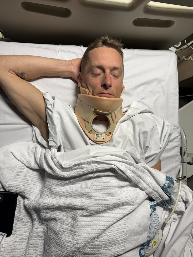 Blake Shinn shared a health update from hospital.