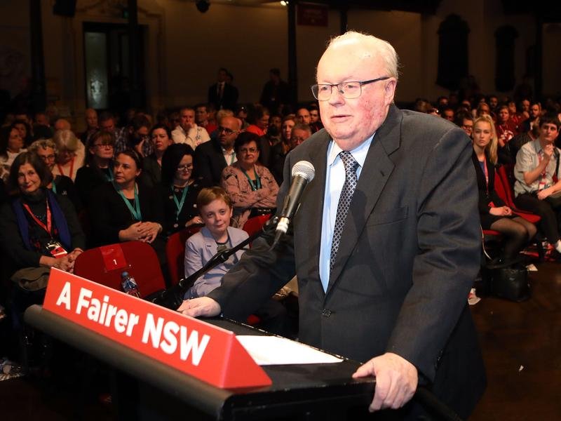 Labor senator and powerbroker Graham Richardson. (Daniel Munoz/AAP PHOTOS)