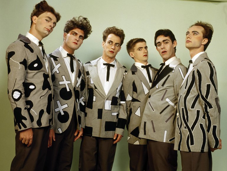 Split Enz.