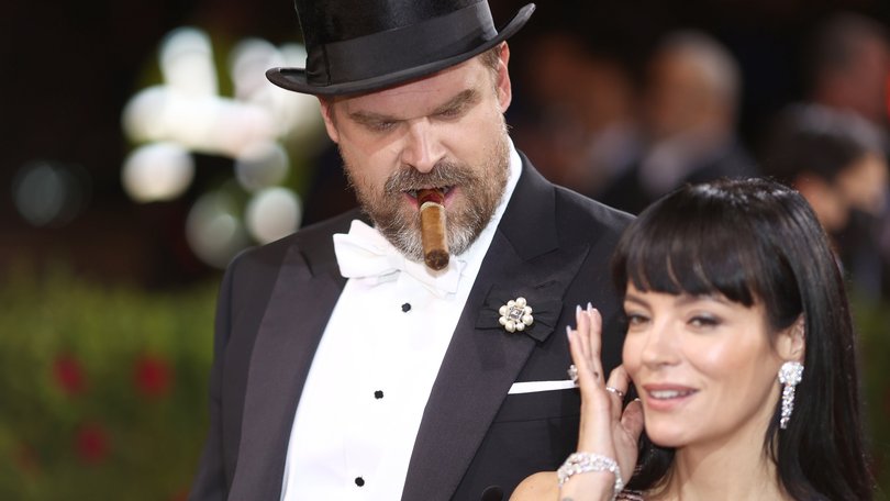 From the way they met to Lily Allen’s scathing musical takedown of David Harbour, here’s how their romance and accusations unfolded.