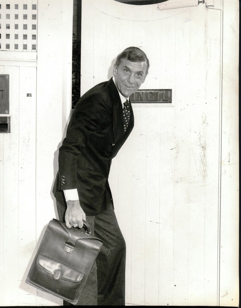 John Laws leavs his Woollahra home for his last day at work at Radio Station 2UW.