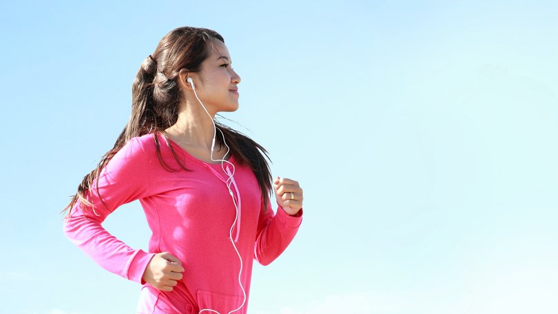 A new study has revealed the benefits of a 15-minute walk per day.