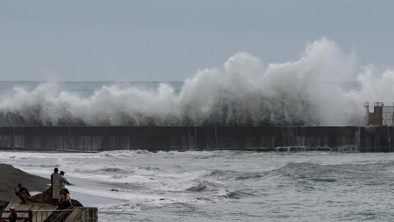 Typhoon Fung-Wong has moved toward Taiwan's southwestern coast, generating powerful waves.