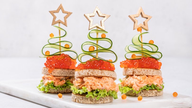 Keep your healthy eating on track during the Christmas holidays.