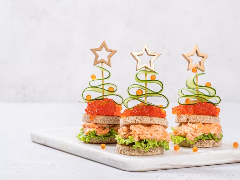 Keep your healthy eating on track during the Christmas holidays.