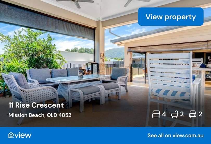 Tropical vibes at Mission Beach.