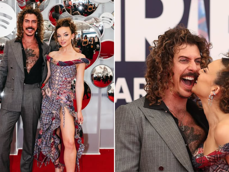 Abbie Chatfield and Keli Holiday on the ARIA red carpet. 