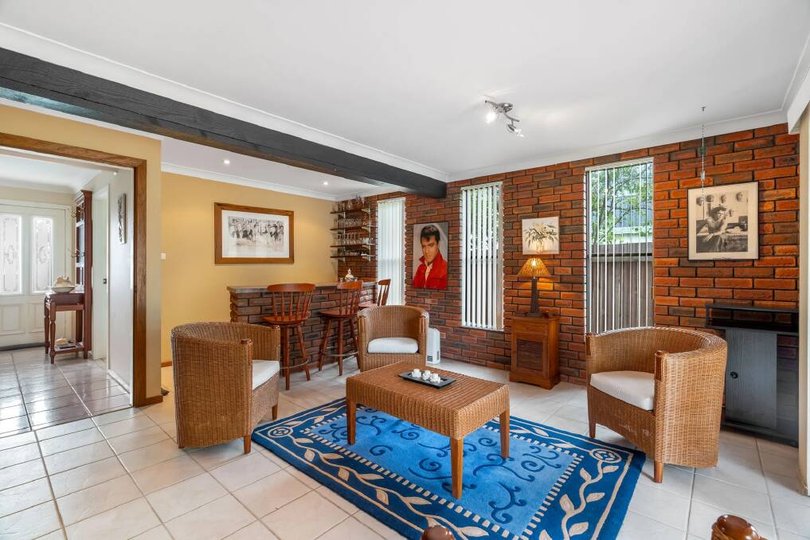 The living room has a built-in retro bar.