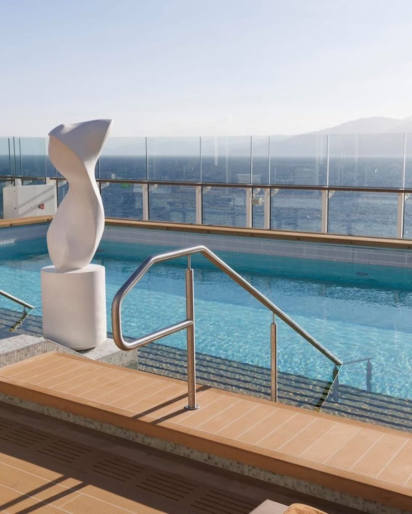 Silver Nova is carved from light. Walls give way to sweeping panes of glass, corners soften into curves, sightlines carry the eye outward.