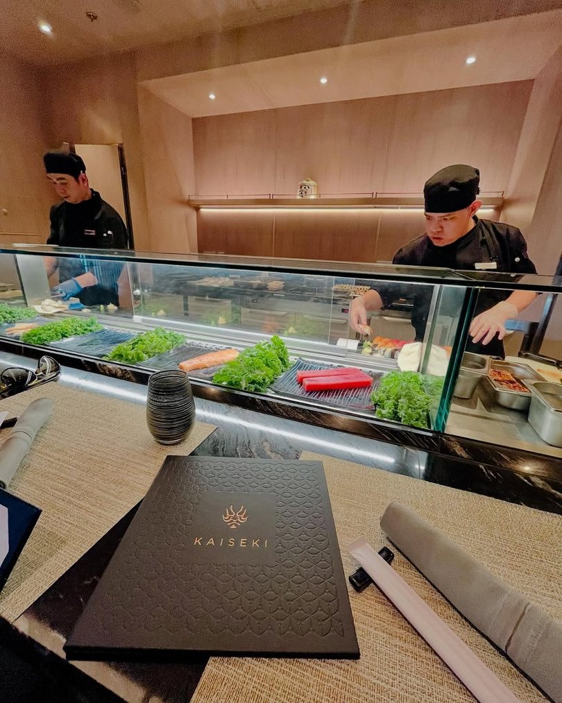 Kaiseki offers a Japanese aesthetic of clarity and precision.