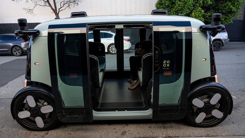 The Zoox can drive in both directions.