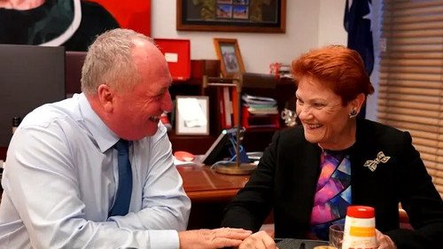 Barnaby Joyce and Pauline Hanson enjoy their Parliament House steak dinner, cooked up on a sandwich press