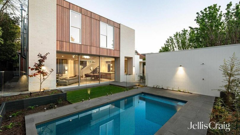 The landscaped gardens were designed by Bethany Williamson Landscape Architecture.