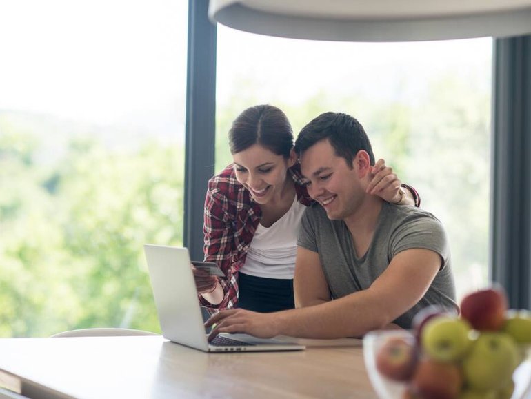 APRA has announced they will be limiting high-debt-to-income lending. Pic: Shutterstock