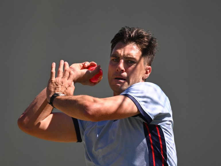 Pat Cummins has remained outside Australia’s squad despite having a long bowl in the SCG nets on Friday morning.