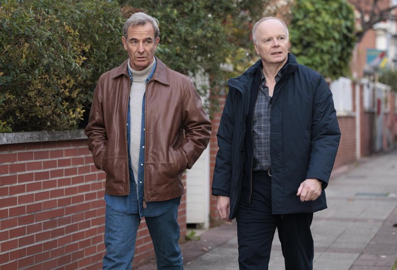 Jason Watkins and Robson Green in The Game.