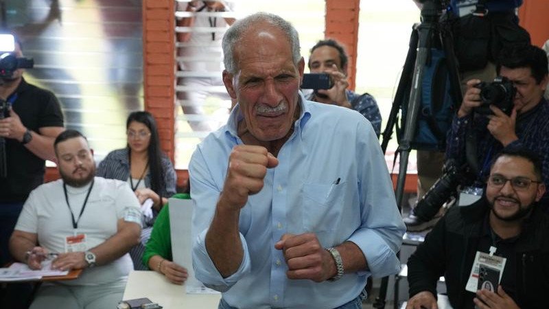 Nasry Asfura has over 40 per cent of votes in early counting of the Honduras presidential election. 