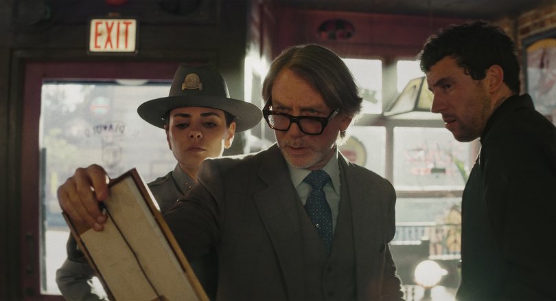 Daniel Craig with Mila Kunis and Josh O’Connor.