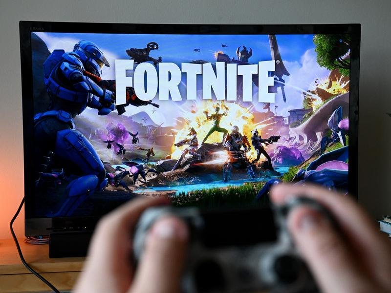 Games like Fortnite facilitate conversations between children.