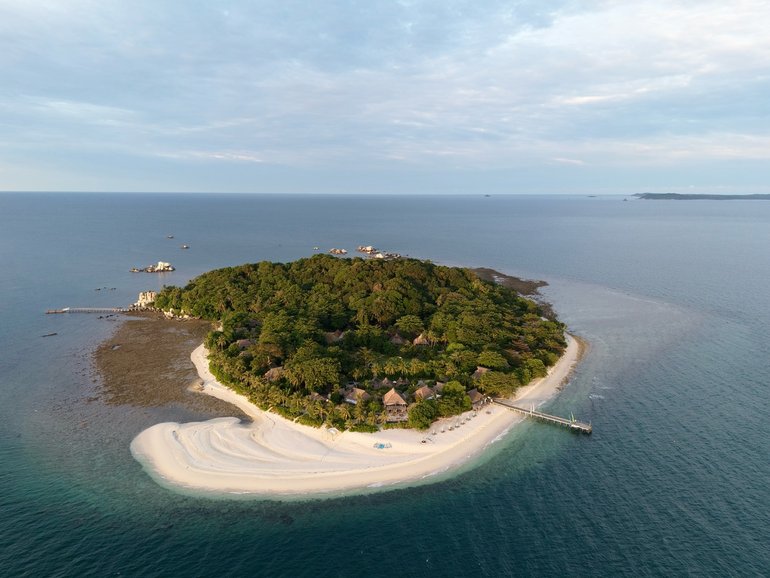 No one knows Nikoi, or its nearby sibling, Cenpedak – a pair of lush green dots held in the warm waters of the South China Sea and Indonesia’s north-eastern Riau Archipelago.