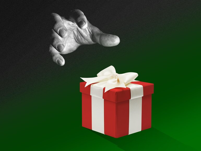 Christmas shopping scams are on the rise. This is what you need to know. 