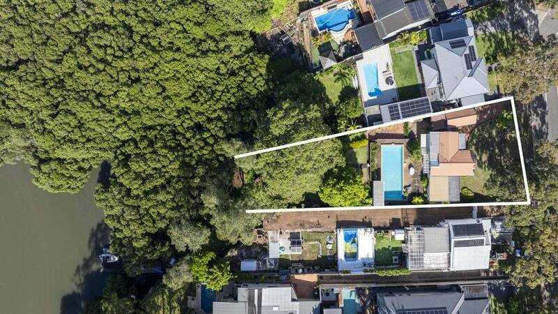 Set on a 1100-square-metre block, the property had been held by one family since 1961. Pic: Collins and Giles Real Estate.