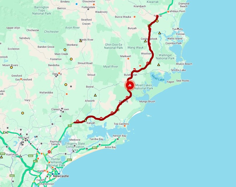The M1 Pacific Highway has been shut in both directions.