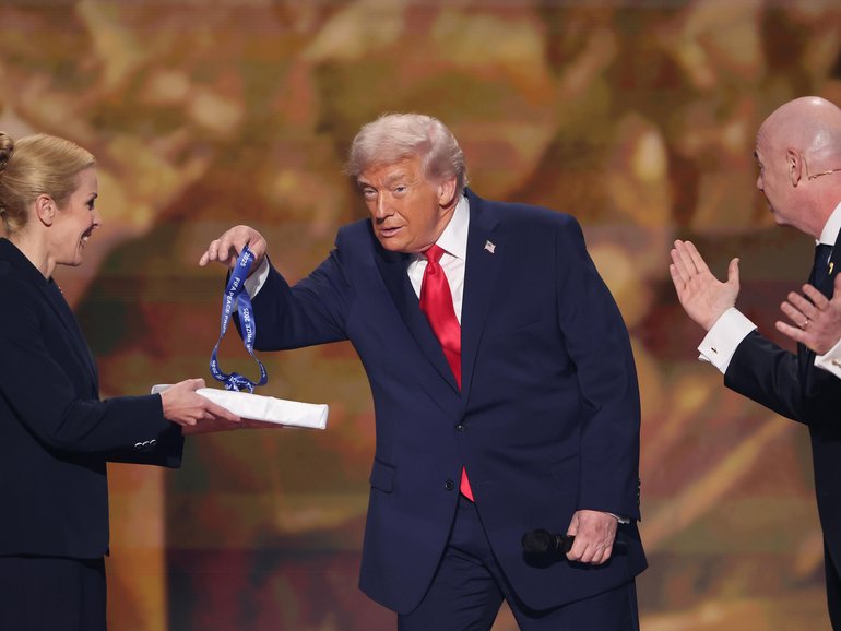 US President Donald Trump receives the FIFA Peace Prize.