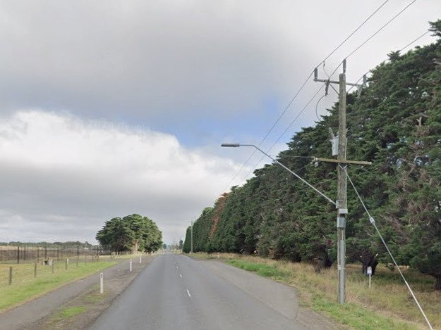 A man has died after a car slammed into a pole north of Geelong early Sunday morning.