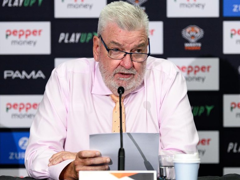 Shane Richardson is understood to have told Wests Tigers he is stepping down as chief executive.  (Steven Markham/AAP PHOTOS)