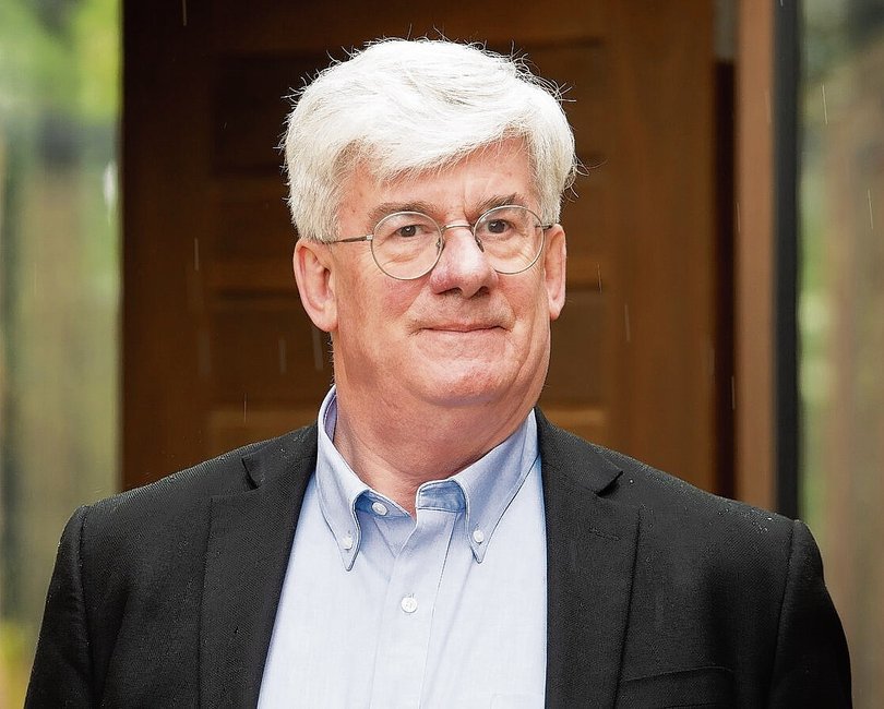 Independent economist Saul Eslake changed positions on interest rates within an hour of the Reserve Bank’s decision on Tuesday.