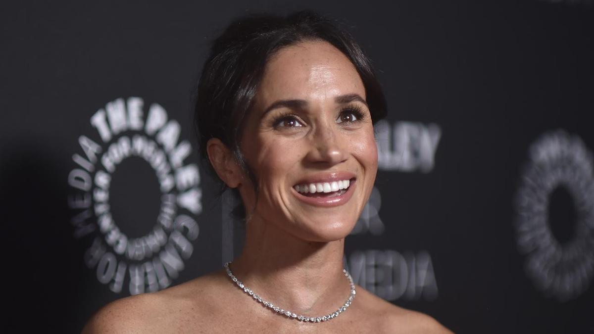 Meghan Markle makes contact with estranged father Thomas Markle in hospital Meghan Markle makes contact with estranged father Thomas Markle in hospital