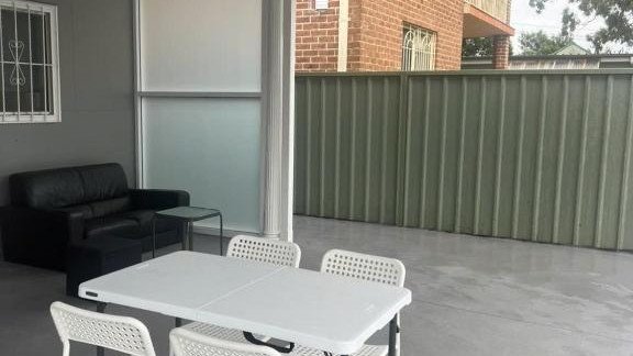 The house was listed as a ‘comfortable accommodation’ which ‘offers a homestay experience’.