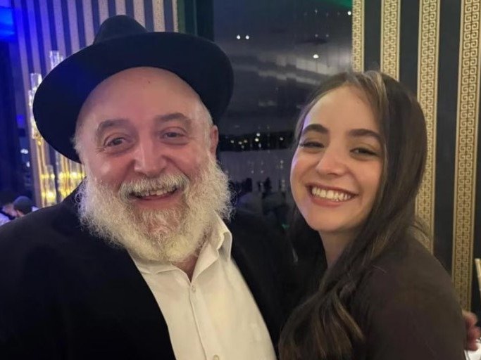 Sheina Gutnick with her father Reuven Morrison.