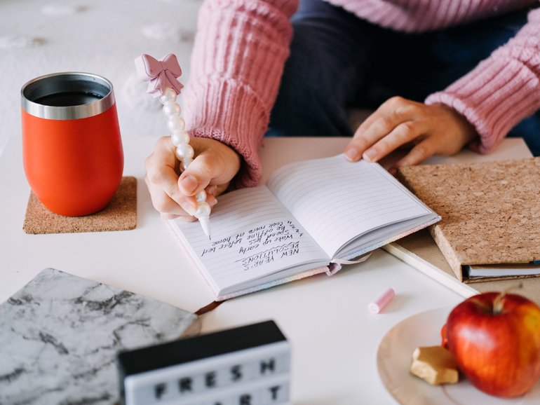 Why your goals backfire and how to succeed this time. 