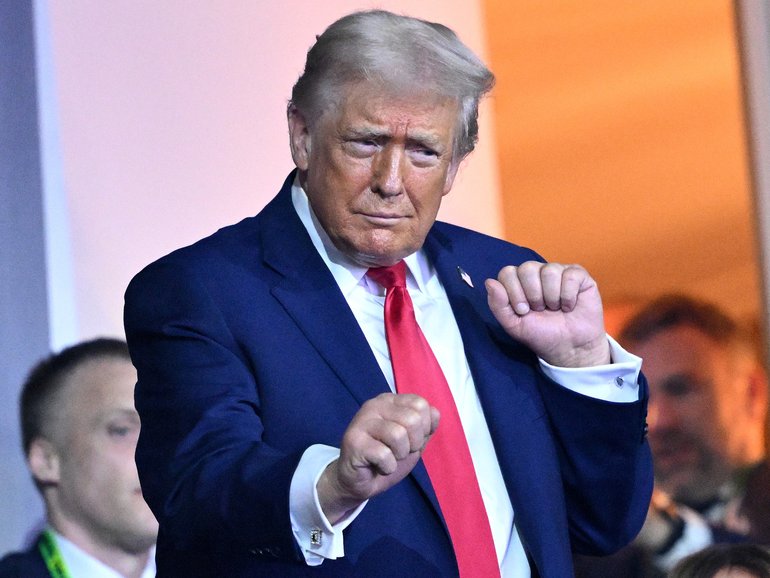 Ms Wiles described the teetotalling president as having “an alcoholic’s personality” and an eye for vengeance against perceived enemies.