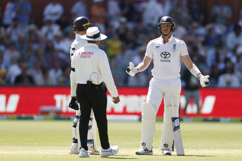 ADELAIDE, AUSTRALIA - DECEMBER 18: Jamie Smith of England questions the DRS during day two of the Third Test Match in the 2025-26 Ashes Series between Australia and England at Adelaide Oval on December 18, 2025 in Adelaide, Australia. (Photo by Darrian Traynor/Getty Images)