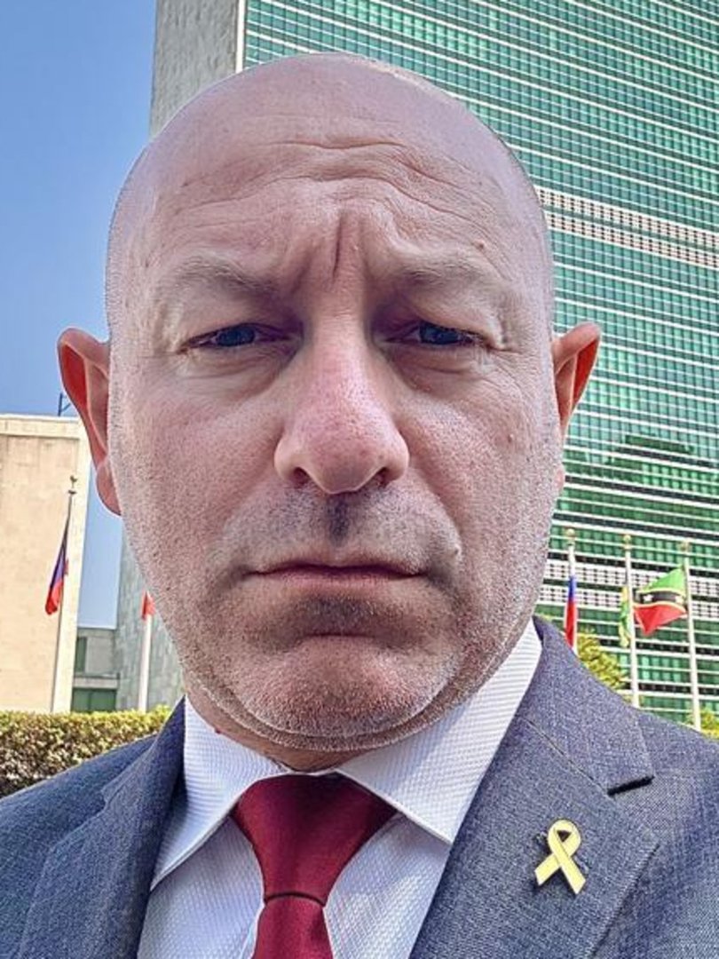 Arsen Ostrovsky thought he may die during the Bondi terror attack.