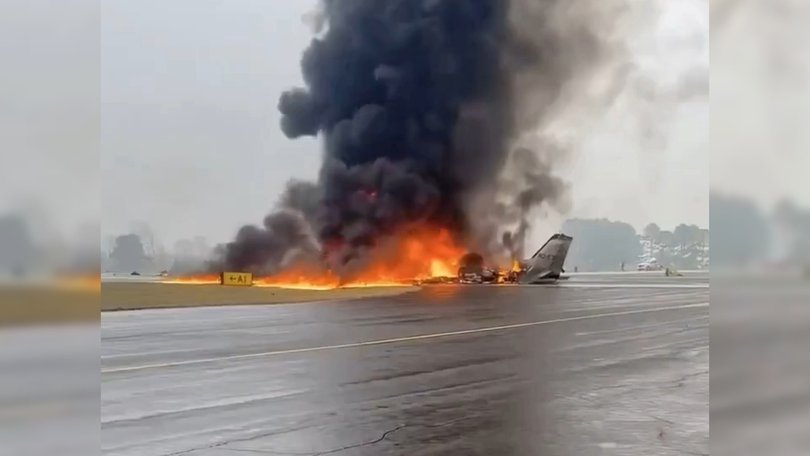A plane crash in the United States has reportedly killed six people.