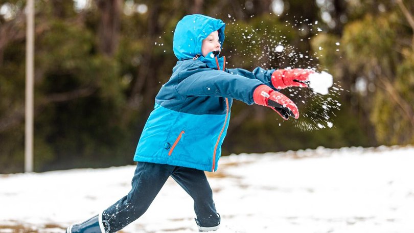 Sick of weathe conditions that heat brings, more people are selling up and heading south. (Josh Agnew/AAP PHOTOS)