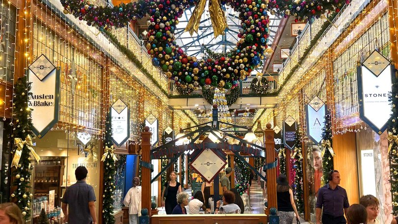 Australians are set to spend an insane amount this Christmas. NewsWire/ Scott Powick