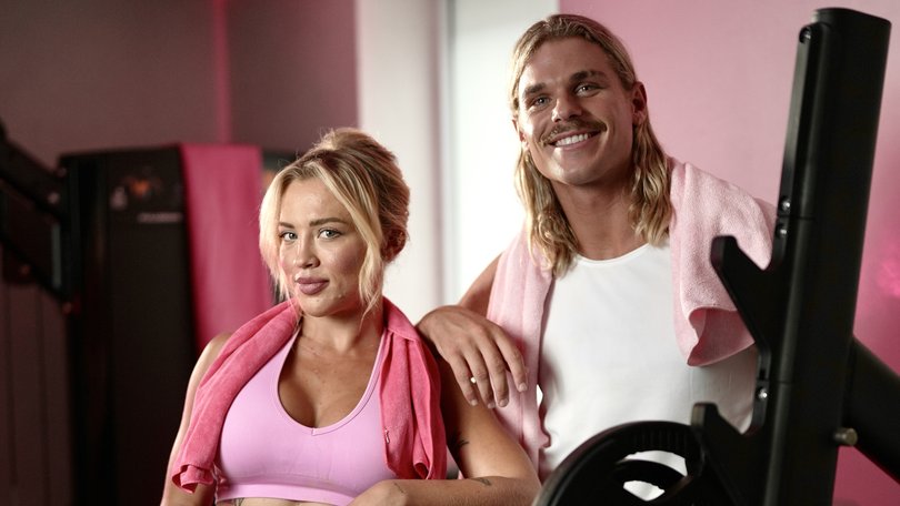 Tammy Hembrow and Bailey Smith have confirmed they are just friends as the pair teams up with Tinder ahead of Dating Sunday.